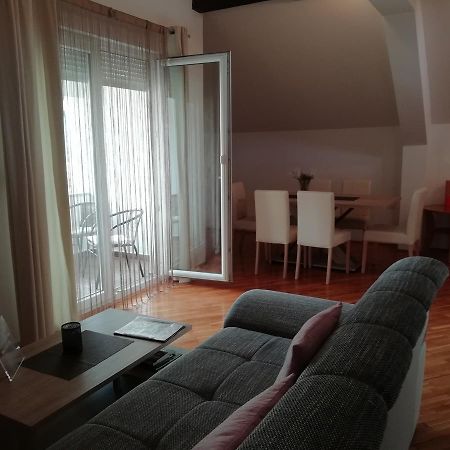 Apartment Bastaja Слунь Екстер'єр фото
