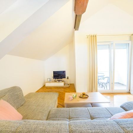 Apartment Bastaja Слунь Екстер'єр фото